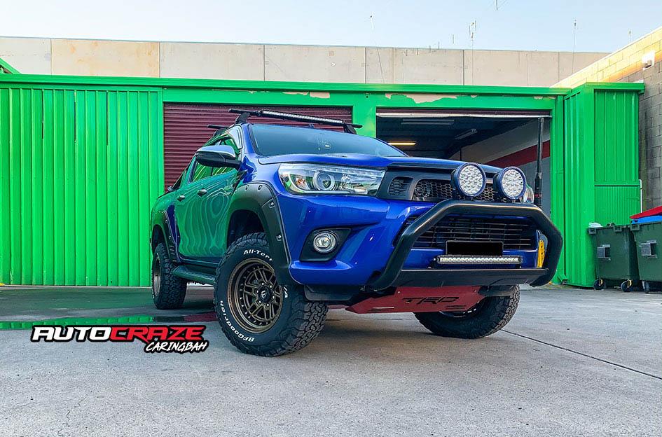 TOYOTA HILUX N80 4WD NITRO BRONZE